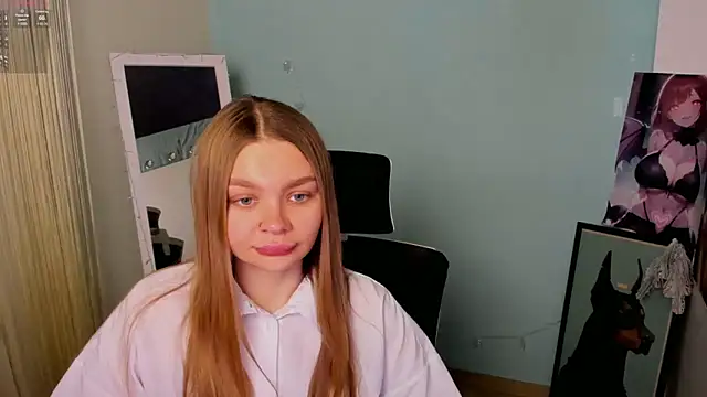 Snapshot of Molly_sweetie chatting on January 2025 06:52:01 AM Molly sweetie online show from January 2025 06:52:01 AM