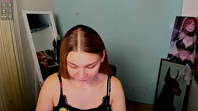 Snapshot of Molly_sweetie chatting on January 2025 06:58:02 AM Molly sweetie online show from January 2025 06:58:02 AM