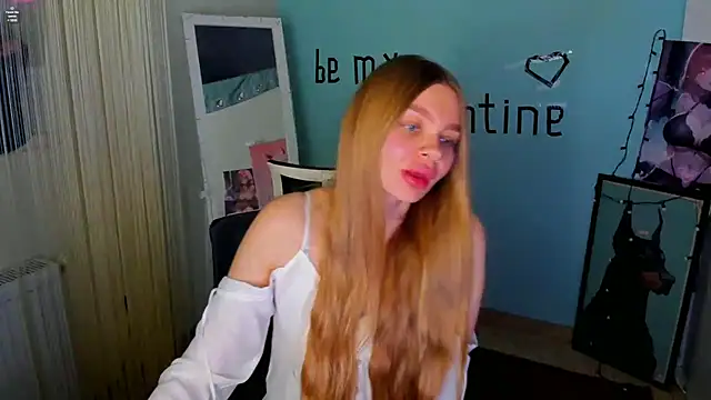 Snapshot of Molly_sweetie chatting on February 2025 10:09:02 AM Molly sweetie online show from February 2025 10:09:02 AM