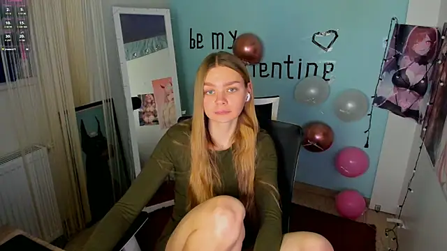 Snapshot of Molly_sweetie chatting on February 2025 10:05:01 AM Molly sweetie online show from February 2025 10:05:01 AM