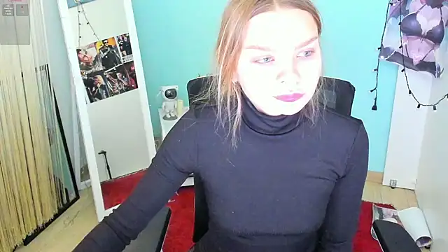 Snapshot of Molly_sweetie chatting on March 2025 07:44:01 AM Molly sweetie online show from March 2025 07:44:01 AM