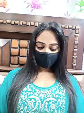 Snapshot of Yours-Bebo chatting on November 2025 06:30:01 PM Yours-Bebo online show from November 2025 06:30:01 PM