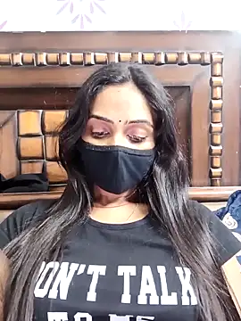 Snapshot of Yours-Bebo chatting on February 2026 06:57:02 PM Yours-Bebo online show from February 2026 06:57:02 PM