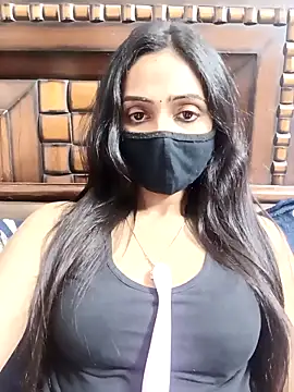 Snapshot of Yours-Bebo chatting on February 2026 06:07:01 PM Yours-Bebo online show from February 2026 06:07:01 PM