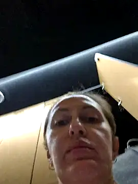 Miss    Mia  online show from April 2026 12:29:02 PM