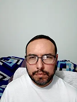 ElSunEagle online show from January 2026 04:28:01 AM