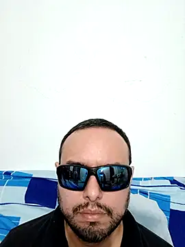 ElSunEagle online show from March 2026 02:00:02 AM