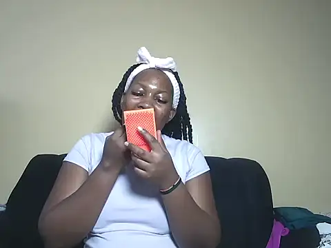 Snapshot of Mila_Melanie chatting on October 2025 11:32:02 AM Mila Melanie online show from October 2025 11:32:02 AM