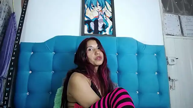 sweet skylove  online show from February 2025 11:45:01 PM