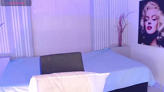 BlakmillerrGilson online show from March 2025 07:39:01 PM