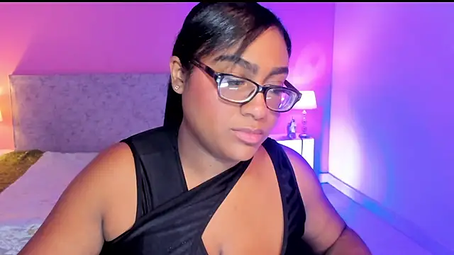 BlakmillerrGilson online show from September 2025 07:48:02 PM