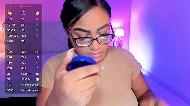 BlakmillerrGilson online show from September 2025 08:00:02 PM