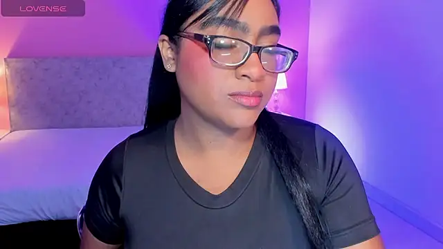 BlakmillerrGilson online show from October 2025 07:47:02 PM