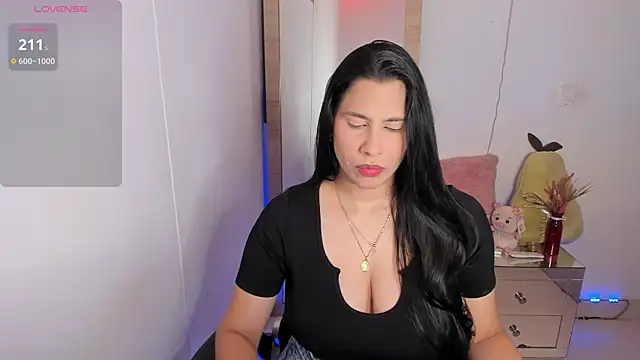 Snapshot of hellensexy chatting on September 2025 09:08:02 PM hellensexy online show from September 2025 09:08:02 PM