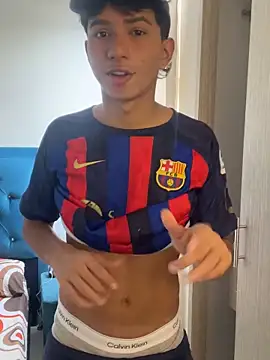 Leonarrrd 01 online show from October 2025 09:17:02 PM