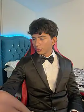 Snapshot of Leonarrrd_01 chatting on February 2026 10:36:02 PM Leonarrrd 01 online show from February 2026 10:36:02 PM