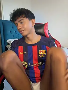 Leonarrrd 01 online show from March 2026 11:00:02 PM