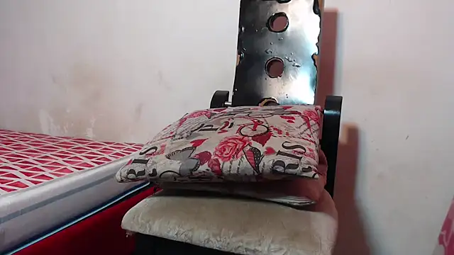 Amazing12inch online show from February 2025 09:57:01 PM