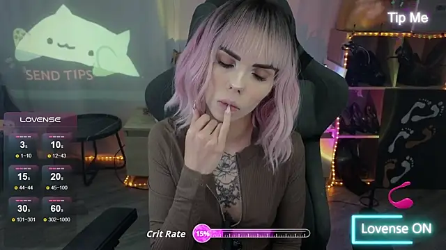 Kerry Kirk online show from November 2025 08:52:02 PM