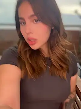 ValerieHilton online show from February 2025 09:58:02 PM