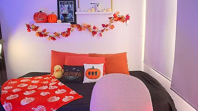 lilyy evanss online show from October 2025 09:49:01 PM