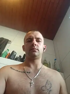 Snapshot of magicSeX4You chatting on February 2025 02:04:02 PM magicSeX4You online show from February 2025 02:04:02 PM