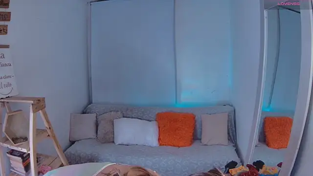 Lucy Princes online show from January 2025 04:36:02 AM