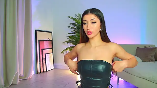 alissa foxx online show from June 2026 09:21:02 PM