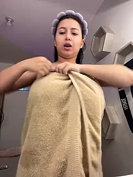 RexxaYBlade online show from December 2025 04:36:01 PM