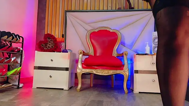 LilyyBigAss online show from April 2026 11:36:01 AM