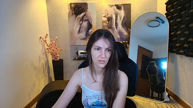 upssnowy online show from September 2025 12:49:02 PM