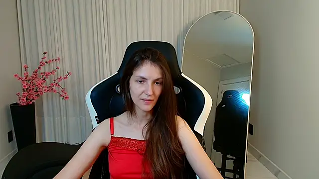 upssnowy online show from October 2025 08:43:02 PM