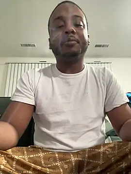 Snapshot of BiigDipper chatting on February 2025 06:52:02 AM BiigDipper online show from February 2025 06:52:02 AM