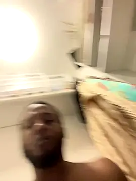 Snapshot of BiigDipper chatting on September 2025 10:22:01 PM BiigDipper online show from September 2025 10:22:01 PM