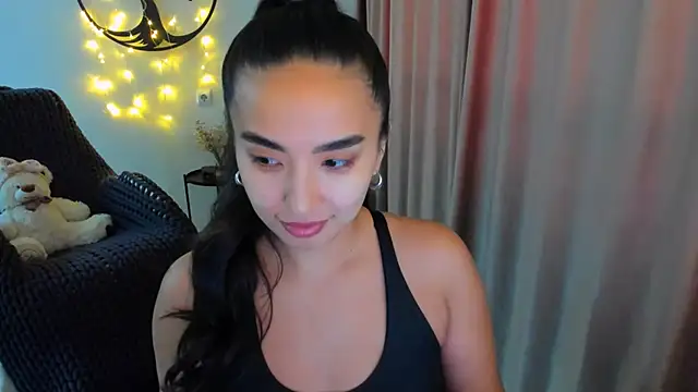 worldofkim online show from February 2026 11:39:02 AM