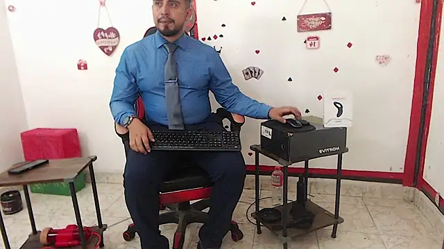 KalethBigDick online show from February 2026 05:03:02 AM