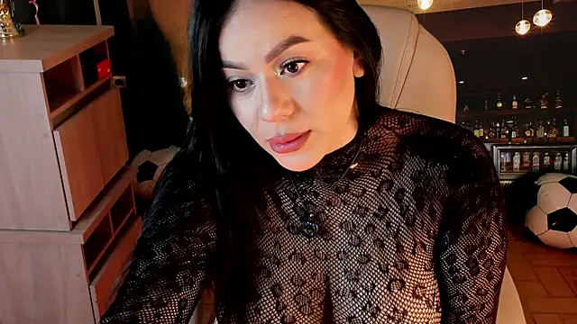 Snapshot of Miah_gomez_ chatting on June 2026 11:43:02 AM Miah gomez online show from June 2026 11:43:02 AM