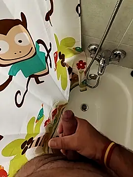 Snapshot of elbuenante chatting on October 2025 06:34:01 AM elbuenante online show from October 2025 06:34:01 AM