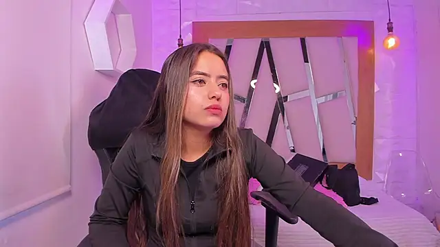 ary cooper  online show from January 2026 02:30:01 PM