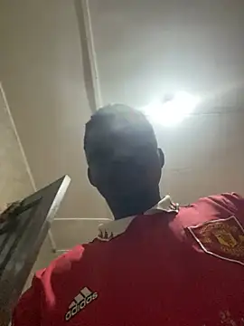 Snapshot of BigBrotherFreak chatting on February 2026 04:24:02 PM BigBrotherFreak online show from February 2026 04:24:02 PM