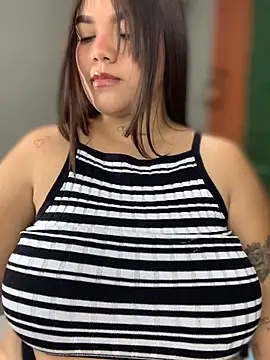 Michellesexxy online show from February 2025 08:09:01 PM