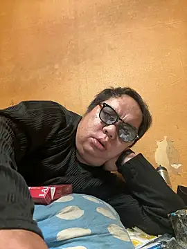 Snapshot of punk0805 chatting on March 2026 01:24:01 PM punk0805 online show from March 2026 01:24:01 PM