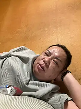 punk0805 online show from April 2026 12:10:01 PM