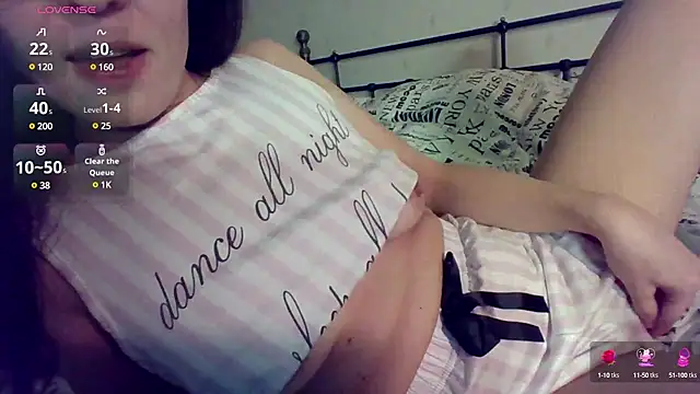 Athena play online show from March 2025 09:37:01 PM