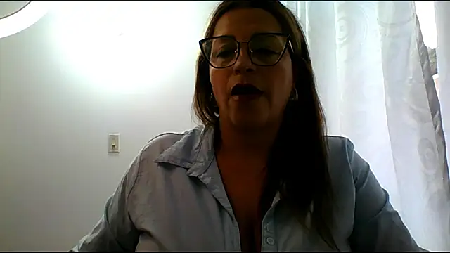 Snapshot of RossanaLionheart chatting on March 2026 12:32:02 PM RossanaLionheart online show from March 2026 12:32:02 PM