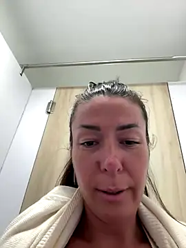 eveangelll online show from December 2025 10:32:01 AM