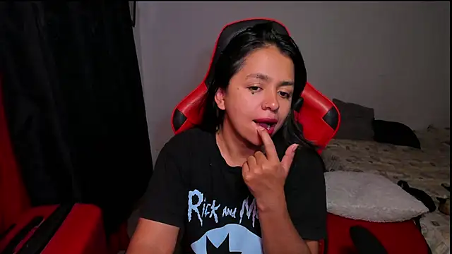 Snapshot of cory_rose chatting on October 2025 04:11:01 AM cory rose online show from October 2025 04:11:01 AM