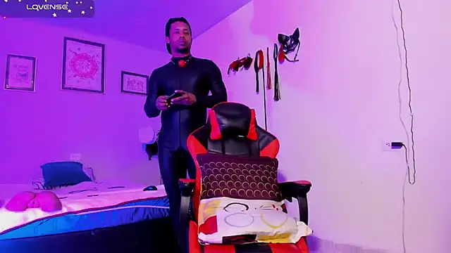 AlejoKhalifa  online show from October 2025 08:55:01 AM