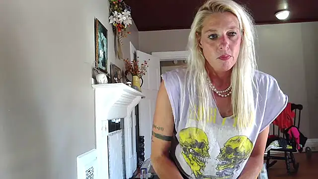 Glamazonx online show from September 2025 03:56:02 PM