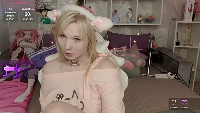 MeowkaKitty online show from February 2026 01:50:01 AM